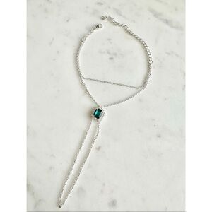 Emerald green finger chain rhinestone bracelet